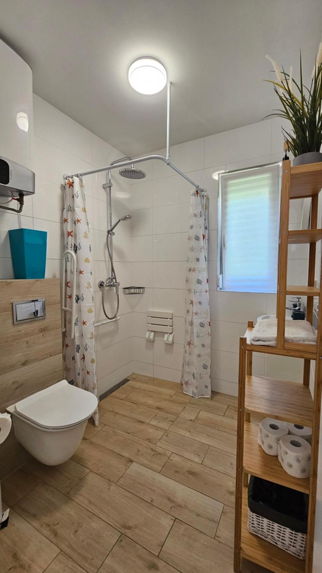 Apartamenty Na Fali - Morski , Blekity , Marynarski Pobierowo Exterior foto